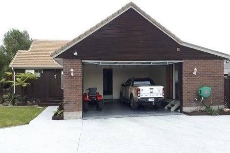 Photo of property in 16 Hewitts Road, Woodend, 7610