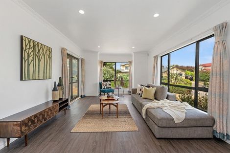 Photo of property in 21 Nielsen Gardens, Rototuna, Hamilton, 3210