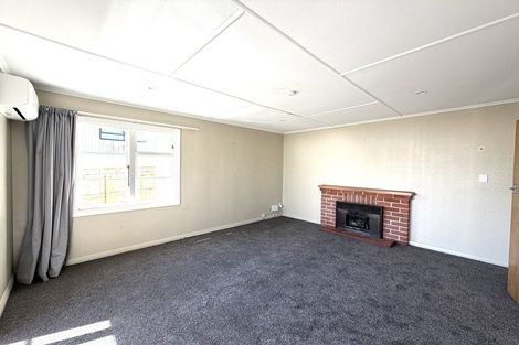 Photo of property in 11 Winara Avenue, Waikanae, 5036