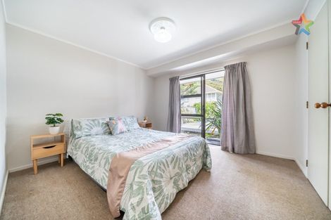 Photo of property in 2/33 Hay Street, Naenae, Lower Hutt, 5011