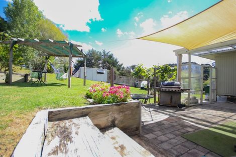 Photo of property in 4 Paparoa Station Road, Paparoa, 0571