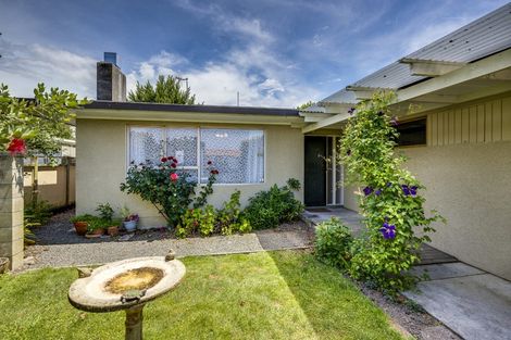 Photo of property in 2/525 Fenwick Street, Mayfair, Hastings, 4122