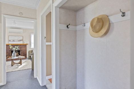 Photo of property in 40 Blake Street, Waitara, 4320