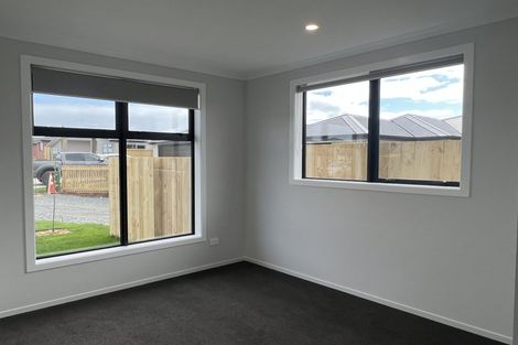 Photo of property in 53 Waruhia Crescent, Rototuna North, 3281