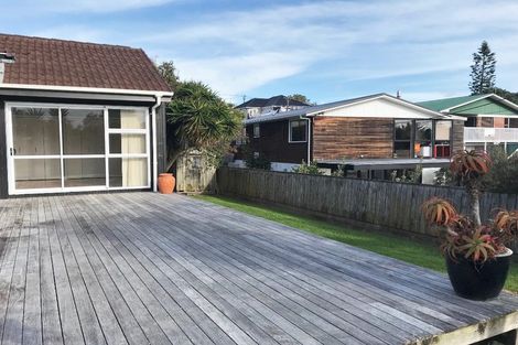 Photo of property in 2/11 Regent Street, Devonport, Auckland, 0624