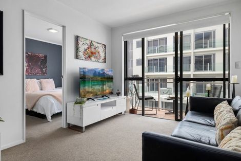 Photo of property in 308/23 Maunganui Road, Mount Maunganui, 3116