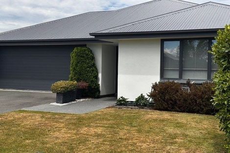 Photo of property in 106 Shillingford Boulevard, Rolleston, 7615