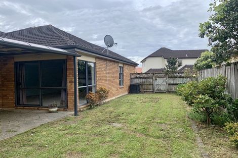 Photo of property in 7 Applebox Lane, Henderson, Auckland, 0612