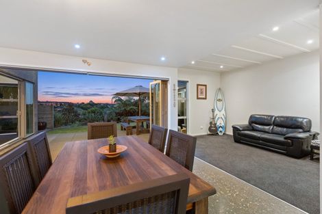 Photo of property in 61 Karamea Street, Whalers Gate, New Plymouth, 4310