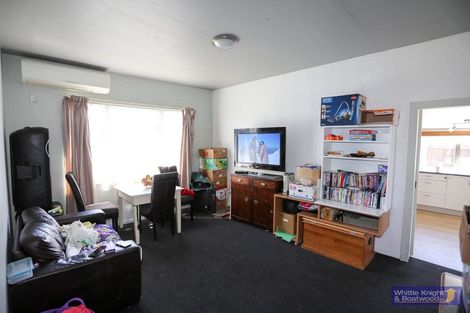 Photo of property in 10 Mortlake Street, Islington, Christchurch, 8042