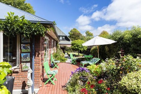 Photo of property in 19 Bowenvale Avenue, Cashmere, Christchurch, 8022