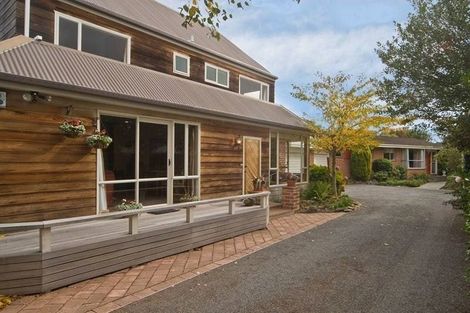 Photo of property in 1/49a Wainoni Road, Wainoni, Christchurch, 8061