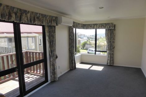 Photo of property in 8 Tolhurst Street, Johnsonville, Wellington, 6037