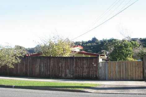Photo of property in 74 Thomas Street, Stokes Valley, Lower Hutt, 5019