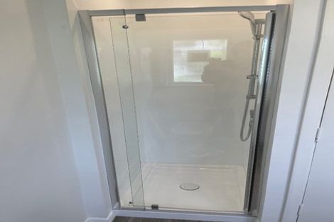 Photo of property in 37 Bird Grove, Stokes Valley, Lower Hutt, 5019