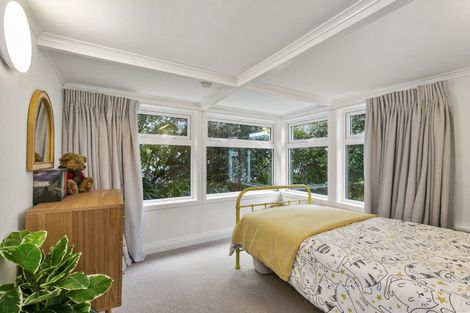 Photo of property in 30 Izard Road, Khandallah, Wellington, 6035