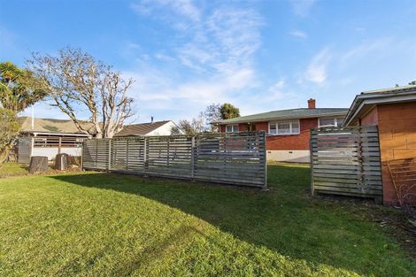 Photo of property in 3 Point Bush Road, Waimate, 7924