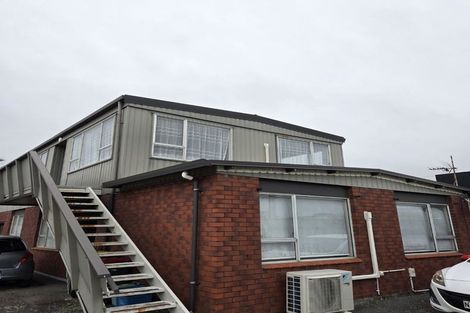 Photo of property in 1/323 Saint Aubyn Street, New Plymouth, 4310