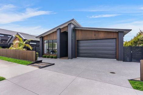 Photo of property in 42 Pampas Drive, Wainui, 0932