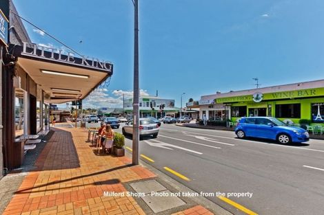 Photo of property in 27 Craig Road, Milford, Auckland, 0620