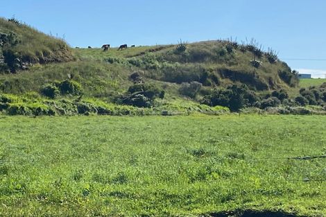 Photo of property in 5 Kakaramea Road, Kakaramea, Patea, 4598