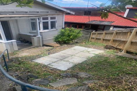 Photo of property in 19 Hadfield Terrace, Kelburn, Wellington, 6012
