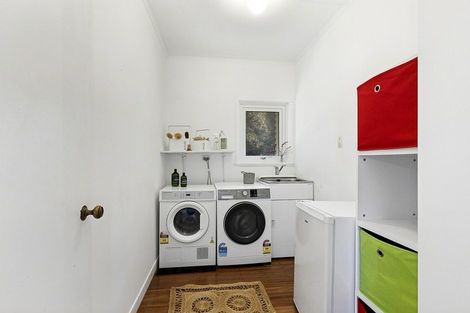 Photo of property in 3 Puketiro Avenue, Northland, Wellington, 6012