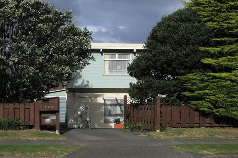 Photo of property in 122 Tutere Street, Waikanae Beach, Waikanae, 5036