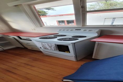 Photo of property in 158 Stokes Valley Road, Stokes Valley, Lower Hutt, 5019