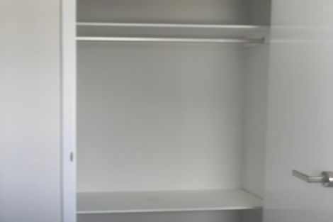 Photo of property in 28 Parahau Road, Papakura, 2110