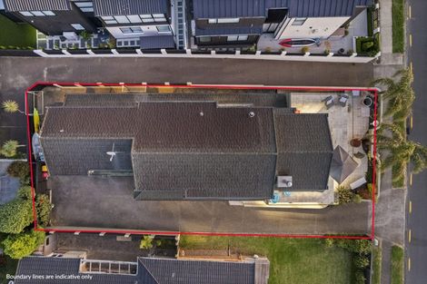 Photo of property in 14 The Parade, Bucklands Beach, Auckland, 2012