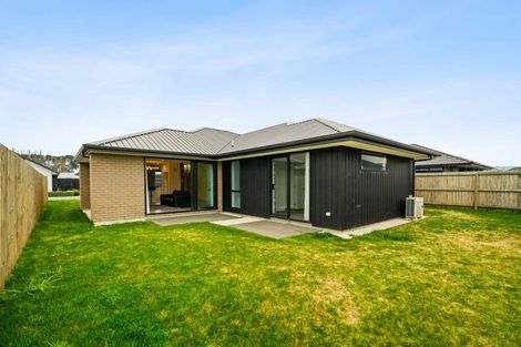 Photo of property in 6 Olearia Lane, Halswell, Christchurch, 8025