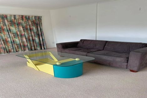 Photo of property in 51 James Evans Drive, Northcote, Auckland, 0627