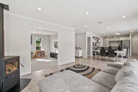 Photo of property in 1185f South Road, Oakura, 4314