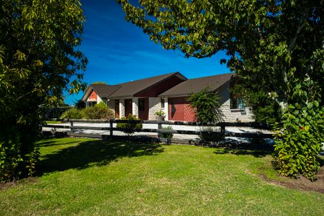 Photo of property in 24 Cameron Road, Makauri, Gisborne, 4071