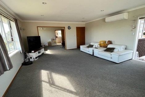 Photo of property in 54 Sorrel Crescent, Bucklands Beach, Auckland, 2012