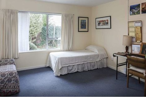 Photo of property in 2/139 Weston Road, St Albans, Christchurch, 8052