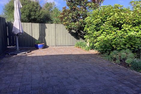 Photo of property in 23 Tamariki Avenue, Kelston, Auckland, 0602