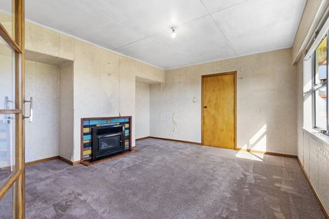 Photo of property in 62 Ninia Road, Paraite, New Plymouth, 4373