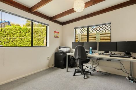 Photo of property in 14 Heathvale Place, Heathcote Valley, Christchurch, 8022