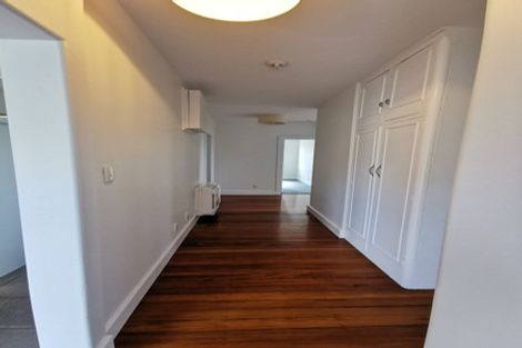 Photo of property in 111 Memorial Avenue, Burnside, Christchurch, 8053