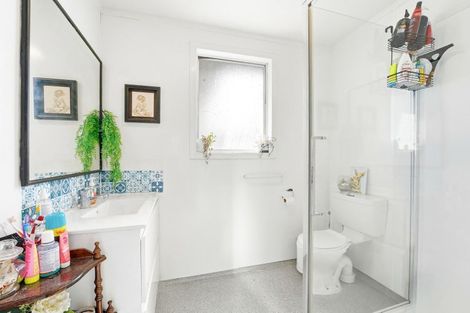 Photo of property in 27 Cross Street, Castlecliff, Whanganui, 4501