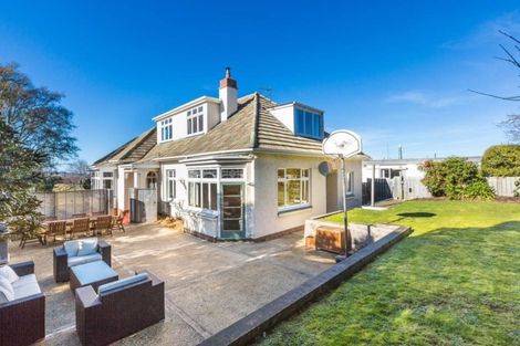 Photo of property in 16 Lawson Street, Roslyn, Dunedin, 9011