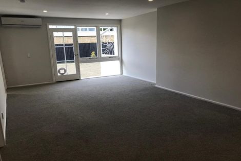 Photo of property in 2/7 Burrows Place, Ilam, Christchurch, 8041