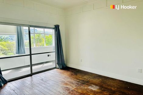 Photo of property in 6 Bewley Avenue, Macandrew Bay, Dunedin, 9014