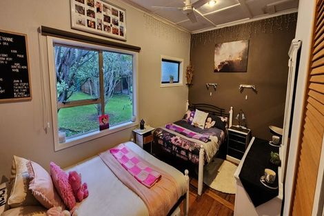 Photo of property in 6 Peace Avenue, Moturoa, New Plymouth, 4310