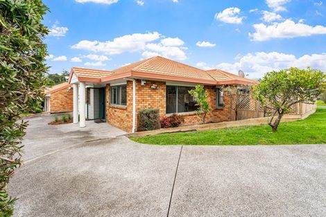 Photo of property in 1/52 Donald Street, Stanmore Bay, Whangaparaoa, 0932