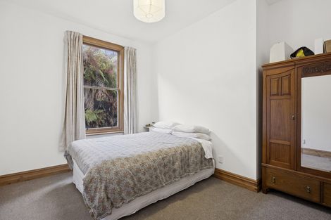 Photo of property in 1 Seddon Street, Ravensbourne, Dunedin, 9022