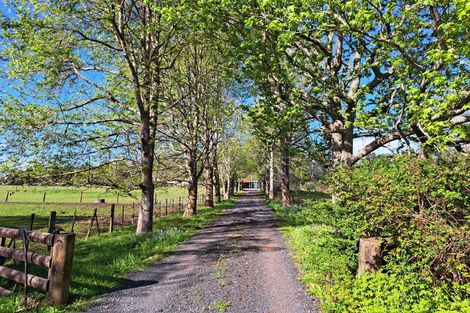 Photo of property in 475 State Highway 16, Kumeu, 0892