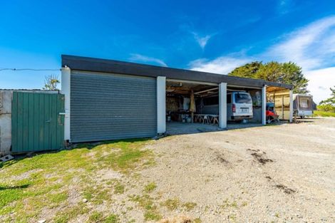 Photo of property in 18 Marohemo Road, Maungaturoto, 0583